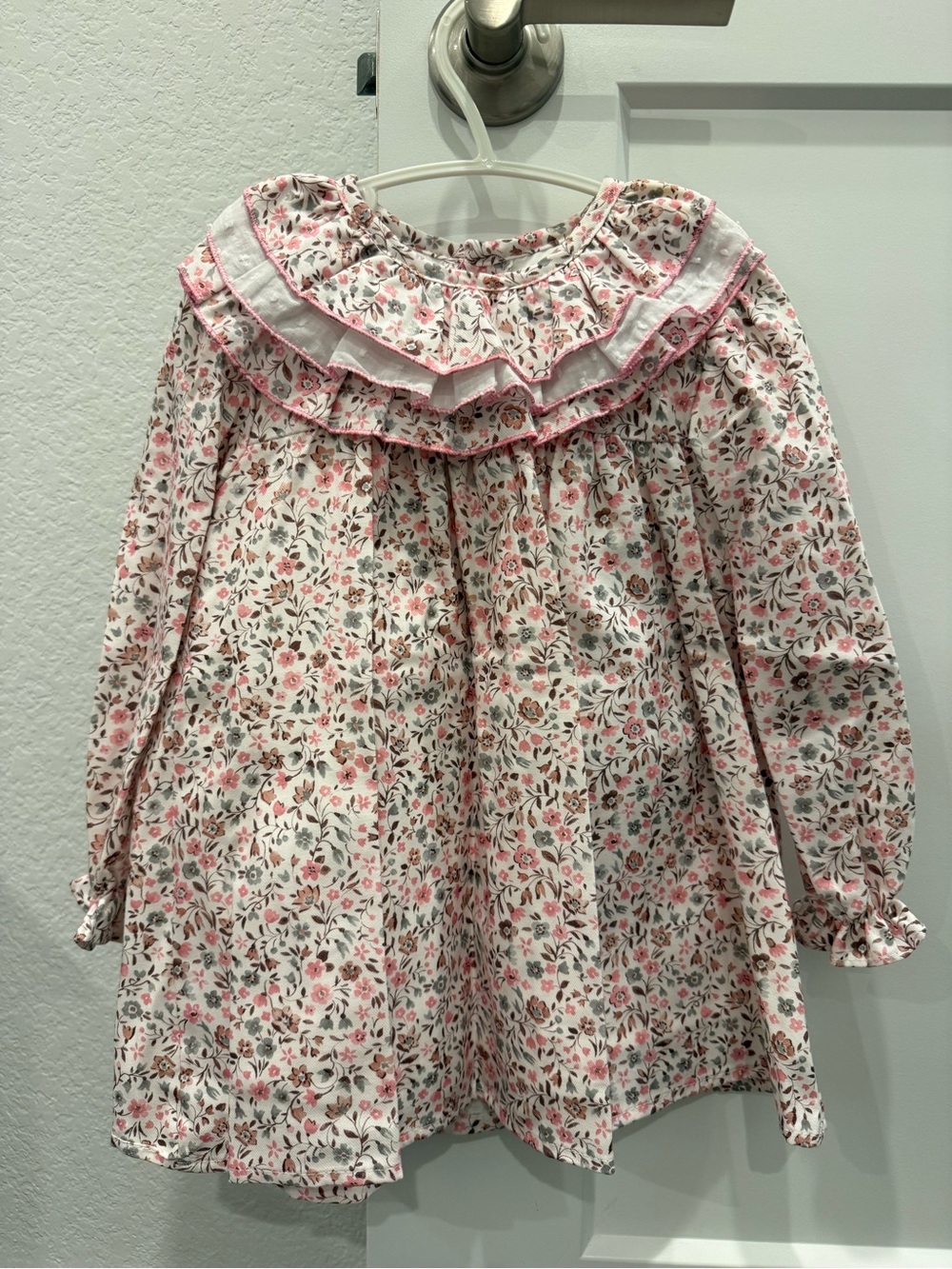 Girls Floral Ruffle Long-Sleeve Top in Pink
